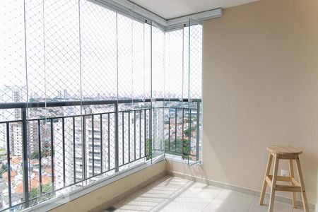 Sacada de apartamento à venda com 2 quartos, 74m² em Jardim da Glória, São Paulo