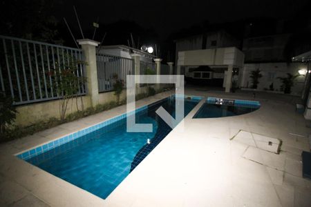 Apartamento à venda com 65m², 3 quartos e 1 vaga Apartamento à venda com 65m², 3 quartos e 1 vagaÁrea comum - Piscina