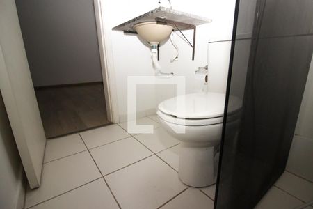 Apartamento à venda com 65m², 3 quartos e 1 vaga Apartamento à venda com 65m², 3 quartos e 1 vagaBanheiro da Suíte