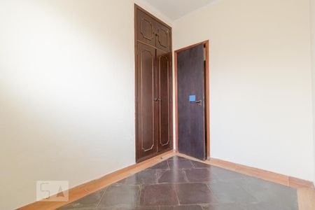 Casa à venda com 250m², 4 quartos e 4 vagas Casa à venda com 250m², 4 quartos e 4 vagasSuíte 01