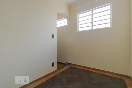 Casa à venda com 250m², 4 quartos e 4 vagas Casa à venda com 250m², 4 quartos e 4 vagasSuíte 01