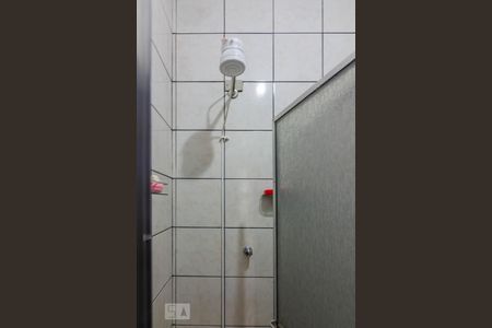 Chuveiro Banheiro Suíte de apartamento para alugar com 1 quarto, 50m² em Centro, Belo Horizonte