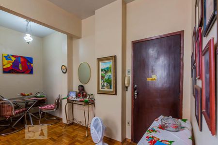 Sala 1 de apartamento para alugar com 1 quarto, 50m² em Centro, Belo Horizonte