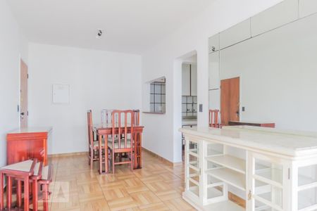 Apartamento à venda com 45m², 1 quarto e 1 vaga