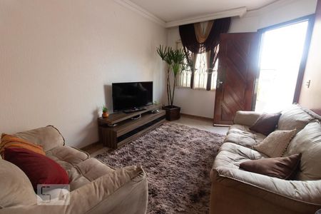 Sala de casa de condomínio para alugar com 4 quartos, 155m² em Jardim das Américas, Curitiba