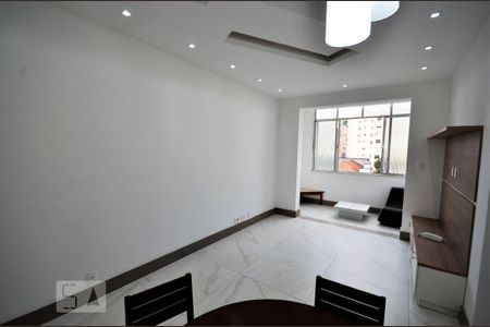 Sala de apartamento para alugar com 2 quartos, 85m² em Glória, Rio de Janeiro