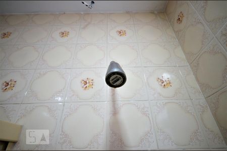 Apartamento para alugar com 85m², 2 quartos e sem vagaChuveiro