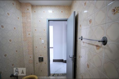 Apartamento para alugar com 85m², 2 quartos e sem vagaBanheiro