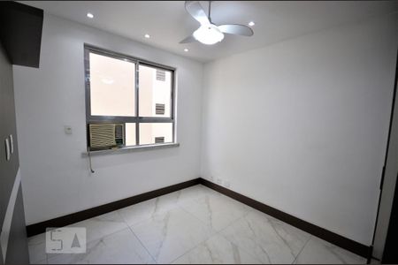 Quarto 1 de apartamento para alugar com 2 quartos, 85m² em Glória, Rio de Janeiro