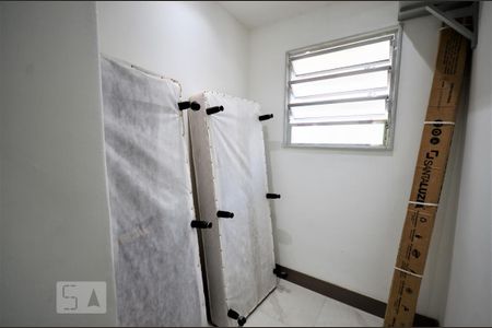 Apartamento para alugar com 85m², 2 quartos e sem vagaQuarto de Serviço