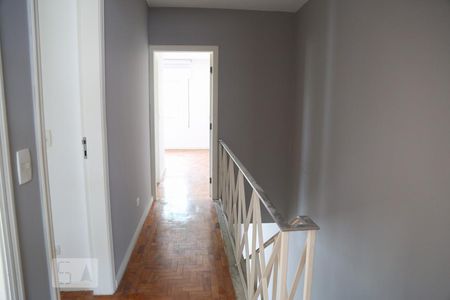 Corredor de casa à venda com 3 quartos, 180m² em Planalto Paulista, São Paulo