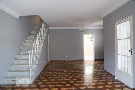 Sala de casa à venda com 3 quartos, 180m² em Planalto Paulista, São Paulo