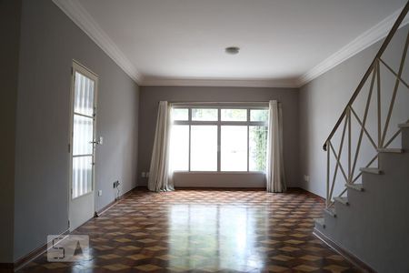 Sala de casa à venda com 3 quartos, 180m² em Planalto Paulista, São Paulo