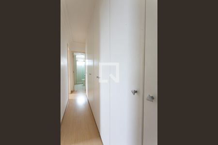 Apartamento à venda com 68m², 3 quartos e 2 vagas Apartamento à venda com 68m², 3 quartos e 2 vagasCorredor