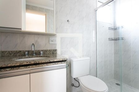 Apartamento à venda com 68m², 3 quartos e 2 vagas Apartamento à venda com 68m², 3 quartos e 2 vagasBanheiro da Suíte