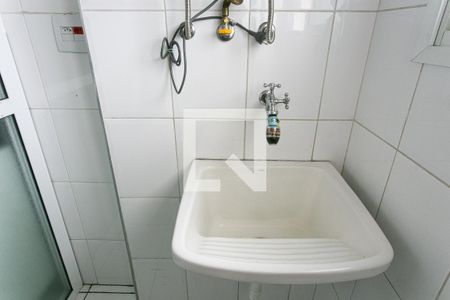 Apartamento à venda com 68m², 3 quartos e 2 vagas Apartamento à venda com 68m², 3 quartos e 2 vagasÁrea de Serviço