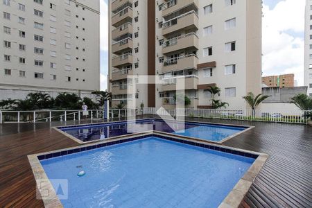 Apartamento à venda com 68m², 3 quartos e 2 vagas Apartamento à venda com 68m², 3 quartos e 2 vagasÁrea comum - Piscina