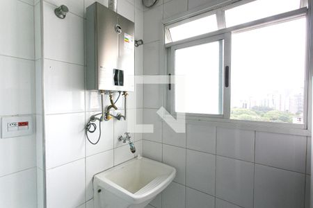 Apartamento à venda com 68m², 3 quartos e 2 vagas Apartamento à venda com 68m², 3 quartos e 2 vagasÁrea de Serviço