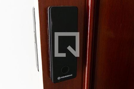 Apartamento à venda com 68m², 3 quartos e 2 vagas Apartamento à venda com 68m², 3 quartos e 2 vagasFechadura Eletrônica