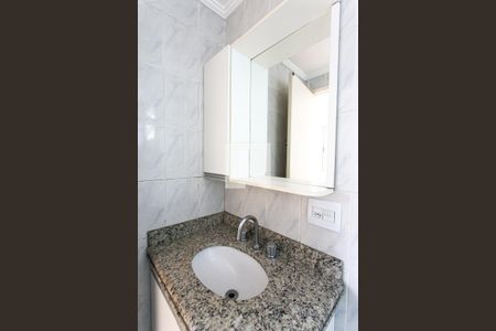 Apartamento à venda com 68m², 3 quartos e 2 vagas Apartamento à venda com 68m², 3 quartos e 2 vagasBanheiro da Suíte