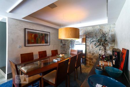 Casa de condomínio à venda com 700m², 5 quartos e 7 vagasSala de Jantar 2