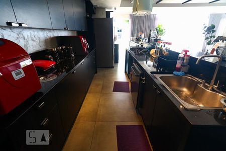 Casa de condomínio à venda com 700m², 5 quartos e 7 vagasCozinha