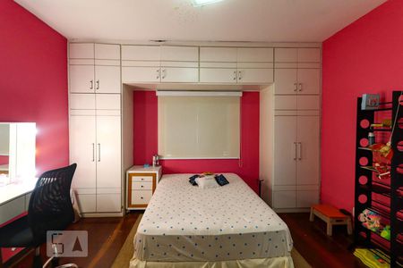 Casa de condomínio à venda com 700m², 5 quartos e 7 vagasSuíte 3