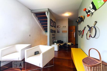 Casa de condomínio à venda com 700m², 5 quartos e 7 vagasSala de Estar