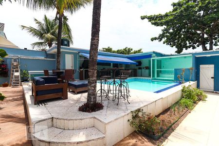 Casa de condomínio à venda com 700m², 5 quartos e 7 vagasÁrea Externa