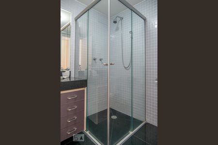 Banheiro da Suíte de apartamento para alugar com 1 quarto, 55m² em Jardim Paulista, São Paulo