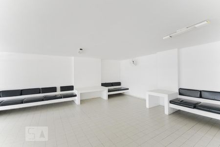 Apartamento à venda com 82m², 2 quartos e 1 vagaÁrea comum