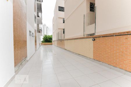 Apartamento à venda com 82m², 2 quartos e 1 vagaÁrea comum