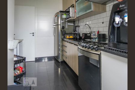 COZINHA de apartamento à venda com 2 quartos, 68m² em Jardim Ivana, São Paulo