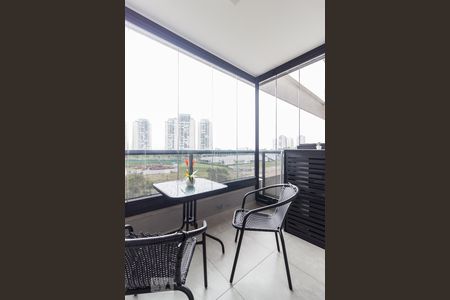 Sacada de apartamento para alugar com 2 quartos, 58m² em Água Branca, São Paulo