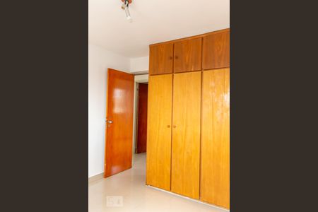 Apartamento à venda com 90m², 3 quartos e 1 vagaQuarto 2