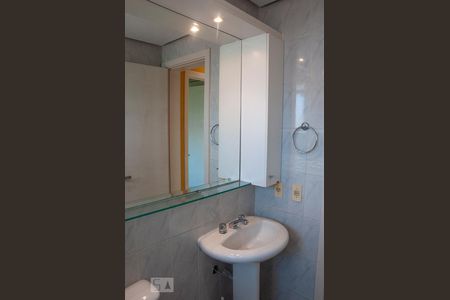 Apartamento para alugar com 80m², 2 quartos e 1 vaga Apartamento para alugar com 80m², 2 quartos e 1 vagaBanheiro