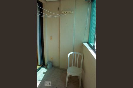 Apartamento para alugar com 80m², 2 quartos e 1 vaga Apartamento para alugar com 80m², 2 quartos e 1 vagaVaranda Sala
