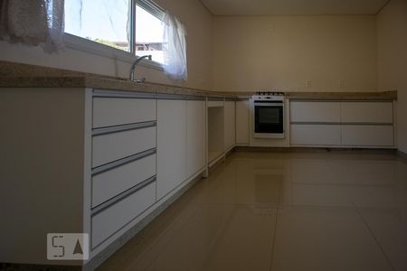 Casa para alugar com 3 quartos, 146m² em Campeche, Florianópolis