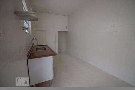 Casa para alugar com 3 quartos, 120m² em Jardim Modelo, São Paulo