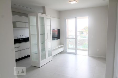 Sala de apartamento para alugar com 2 quartos, 70m² em Centro, São José
