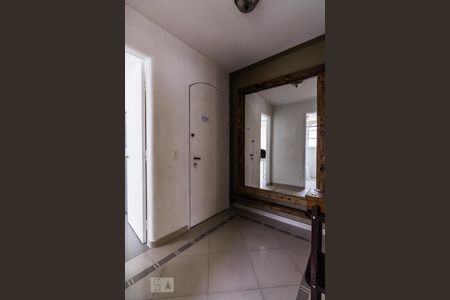 Corredor de apartamento para alugar com 1 quarto, 40m² em Santa Cecília, São Paulo