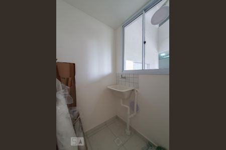 Área de serviço  de apartamento para alugar com 2 quartos, 48m² em Liberdade, São Paulo