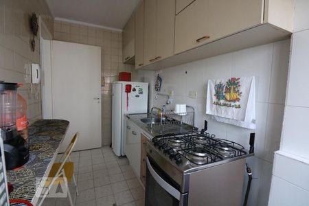 Cozinha de apartamento para alugar com 1 quarto, 46m² em Santa Cecília, São Paulo