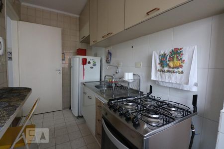 Cozinha de apartamento para alugar com 1 quarto, 46m² em Santa Cecília, São Paulo