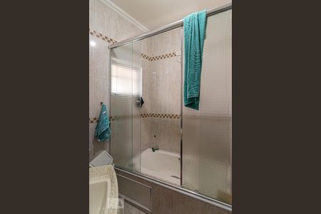 Casa à venda com 120m², 3 quartos e 6 vagas Casa à venda com 120m², 3 quartos e 6 vagasBanheiro da Suite 2