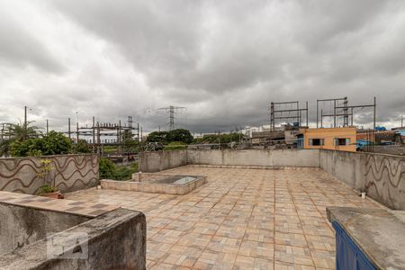 Casa à venda com 120m², 3 quartos e 6 vagas Casa à venda com 120m², 3 quartos e 6 vagasQuintal