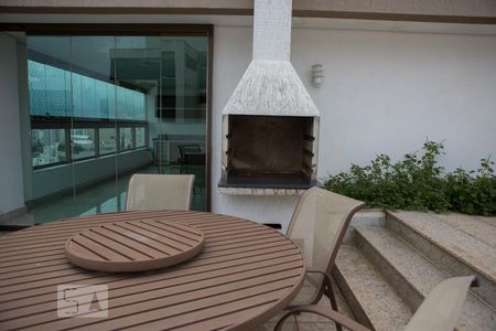 Apartamento para alugar com 420m², 5 quartos e 5 vagasÁrea externa da cobertura - churrasqueira