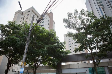 Apartamento para alugar com 420m², 5 quartos e 5 vagasFachada