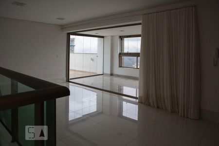 Apartamento para alugar com 420m², 5 quartos e 5 vagasSala do segundo piso