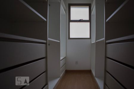 Apartamento para alugar com 420m², 5 quartos e 5 vagasQuarto 1 - suíte master - closet